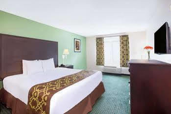 Red Roof Inn ジェサップ エクステリア 写真